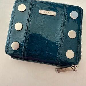 Hammitt 5 NORTH wallet in perfect condition!